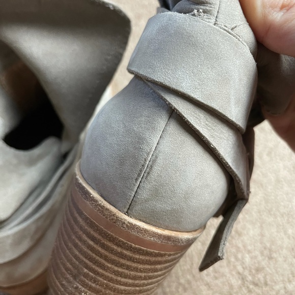 UGG Taupe Elora Suede Ankle Booties Size 8 - Picture 12 of 12